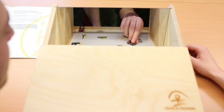 Blick auf eine Box des Demenzparcours