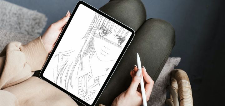 Eine Frai Zeichnet auf einem Tablet ein digitales Gesicht im Manga-Stil
